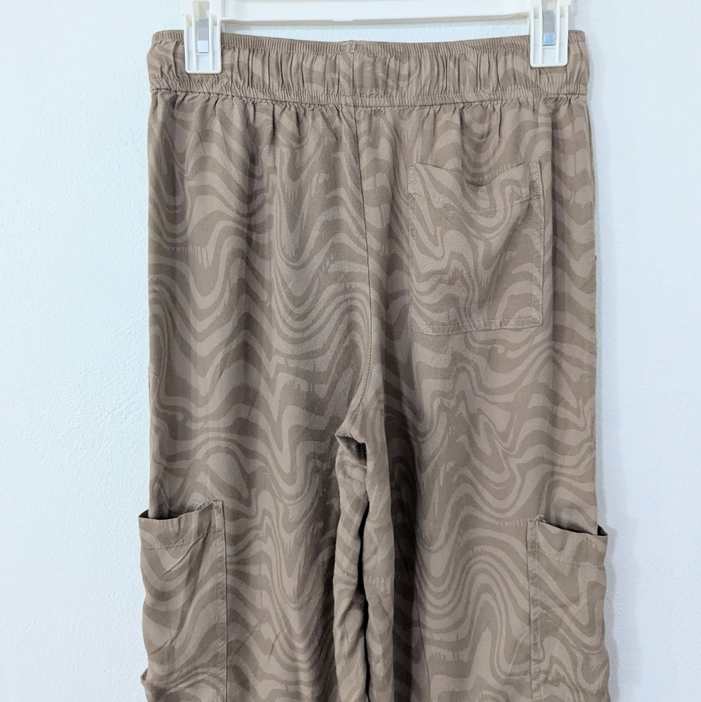 Urban Outfitters Marie Printed Cargo Pants Lightweight Drawstring Swirl Small S - Picture 5 of 12